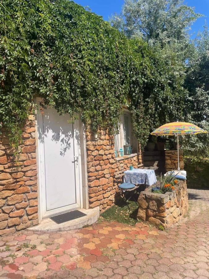 Best View Small House Free Parking Self Check-In Будапеща Екстериор снимка