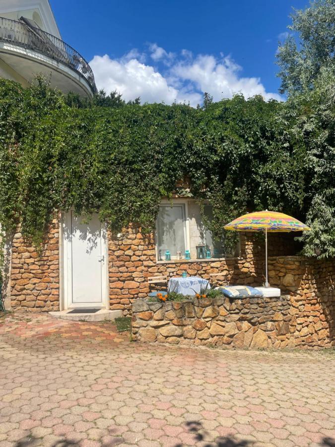Best View Small House Free Parking Self Check-In Будапеща Екстериор снимка
