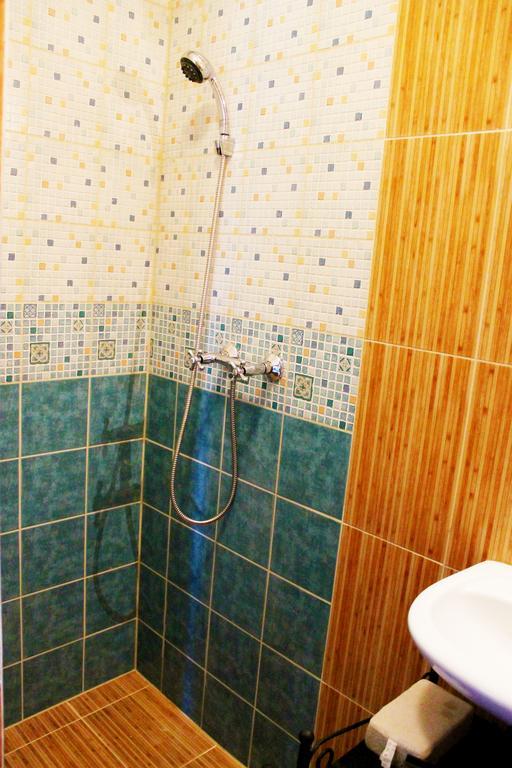 Best View Small House Free Parking Self Check-In Будапеща Екстериор снимка